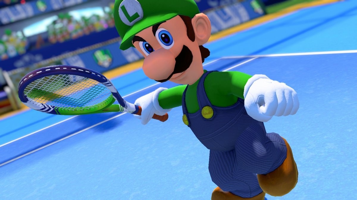 Luigi joue parfois au tennis.