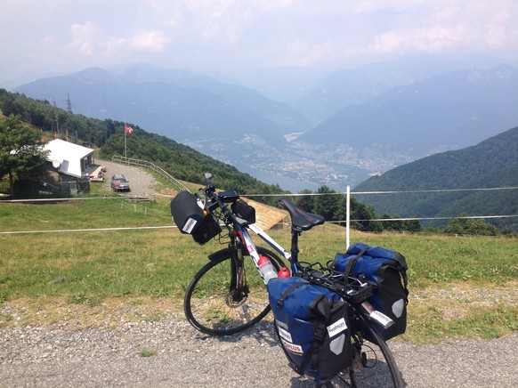 Die Alpe di Neggia, 1395 Meter über Meer, gut 1200 über dem Lago Maggiore.