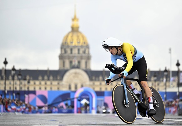 Belgian cyclist Wout van Aert pictured in action during the men s time trial event at the Paris 2024 Olympic Games, Olympische Spiele, Olympia, OS on Saturday 27 July 2024 in Paris, France . The Games ...