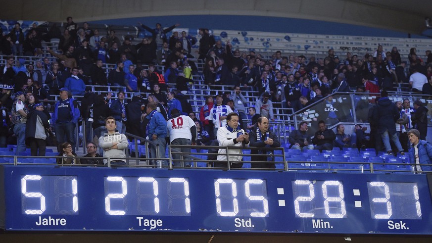 28.05.2015; Hamburg; Fussball Bundesliga Relegation Hinspiel - Hamburger SV - Karlsruher SC; Bundesliga-Uhr in der Imtech Arena nach Spielende (Tim Groothuis/Witters/freshfocus)