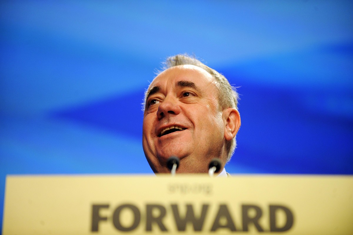 Schottlands Regierungschef Alex Salmond spricht an einer Wahlveranstaltung seiner Partei, der Scottish National Party (SNP).