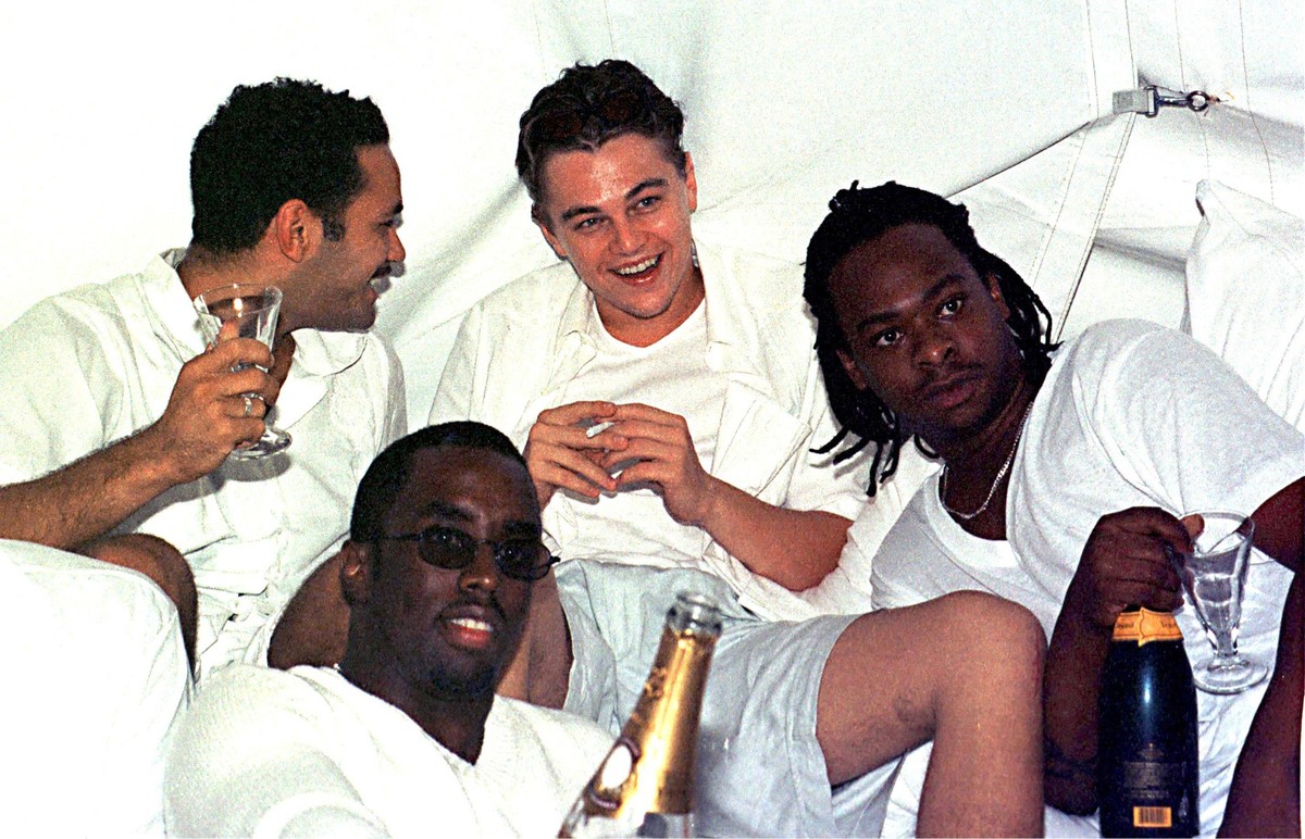 September 7, 1998, East Hampton, New York, USA: SEAN PUFFY P DIDDY COMBS front center and LEONARDO DICAPRIO .back center at Combs labor day party at .his house in East Hampton. In 1998, Sean Combs, ak ...