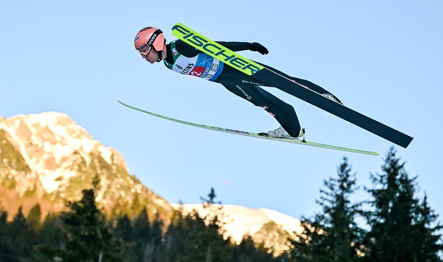 GER, 73. Vierschanzentournee, Auftaktspringen in Oberstdorf / 29.12.2024, Orlen Arena, Oberstdorf, GER, 73. Vierschanzentournee, Auftaktspringen in Oberstdorf, im Bild Stefan Kraft, AUT, 2 *** GER, 73 ...