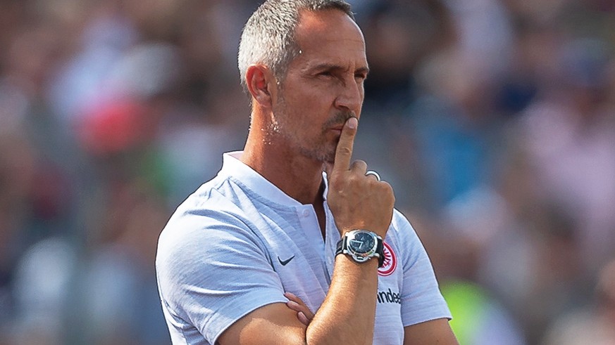 epa06956264 Eintracht Frankfurt&#039;s head coach Adi Huetter reacts during the German DFB Cup first round soccer match between SSV Ulm 1846 Fußball and Eintracht Frankfurt in Ulm, Germany, 18 August  ...