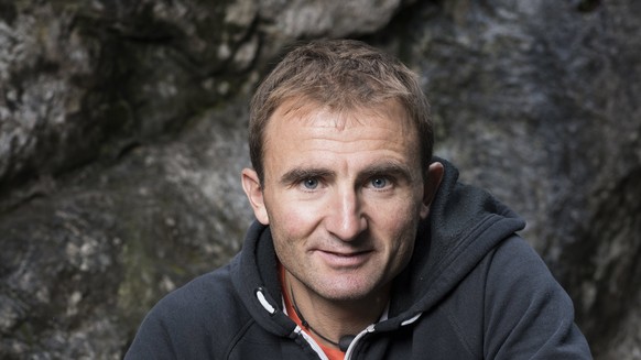 epa05936681 A photograph made available on 30 April 2017 showing Swiss mounainteer Ueli Steck photographed at the foot of a climbing wall in Wilderswil, Canton of Berne, Switzerland, on 11 September 2 ...