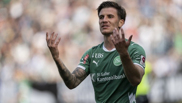 Hugo Vandermersch (SG) im Fussball Meisterschaftsspiel der Swiss Super League zwischen dem FC St. Gallen (SG) und dem FC Luzern (FCL), am Sonntag, 24. August 2025, im kybunpark in St. Gallen. (KEYSTON ...