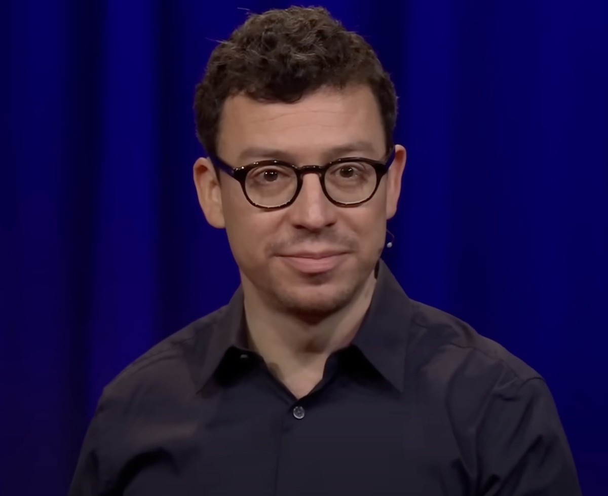 Duolingo-Geschäftsführer Louis von Ahn an einem TED-Talk, 2024.