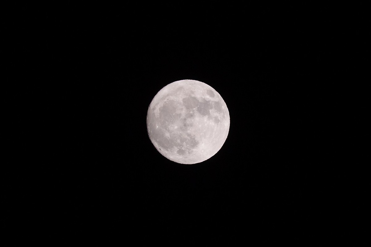 Il s'agit de la troisième et et la plus grande Super Lune cette année