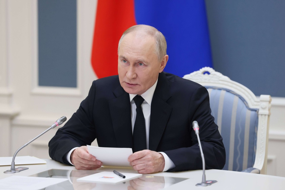 Le président russe Vladimir Poutine, lors d'une discussion sur les forces de dissuasion nucléaire stratégiques de la Russie.