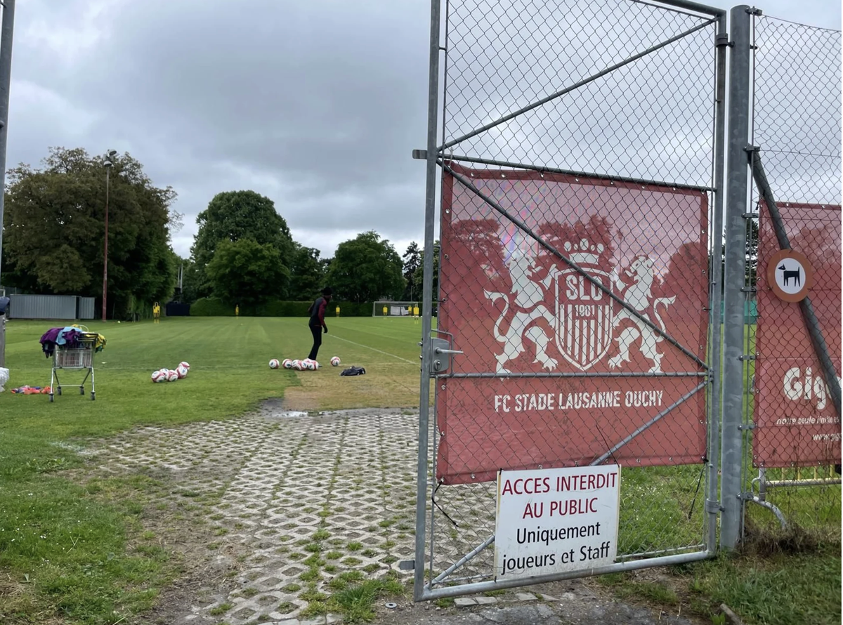 Stade Lausanne Ouchy trainiert neben der Pontaise.