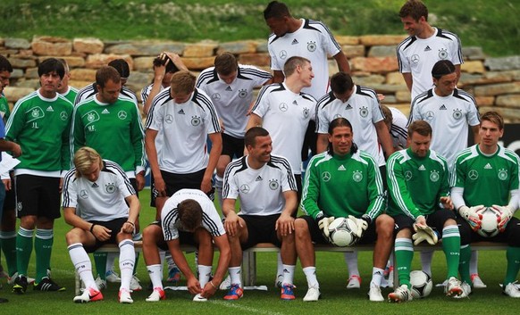 Wie oben schon erwähnt, ein Mannschaftsbild braucht Vorbereitung. Hier wird die deutsche Nationalmannschaft kurz vor dem entscheidenden Moment mal geknipst.