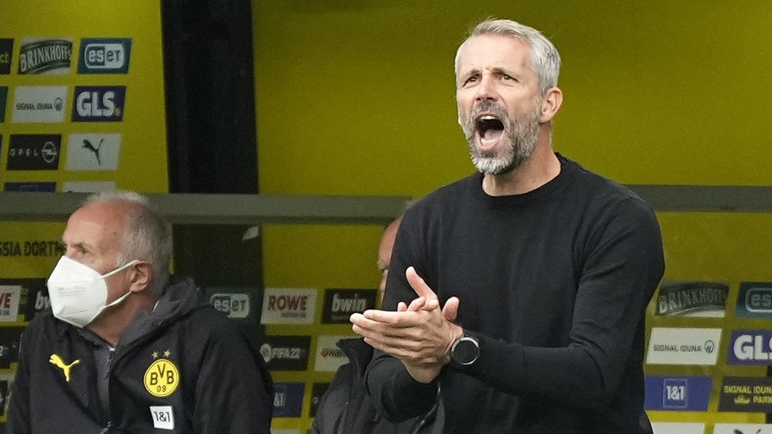 Dortmund&#039;s head coach Marco Rose reacts during the German Bundesliga soccer match between Borussia Dortmund and FC Augsburg in Dortmund, Germany, Saturday, Oct. 2, 2021. (AP Photo/Martin Meissner ...