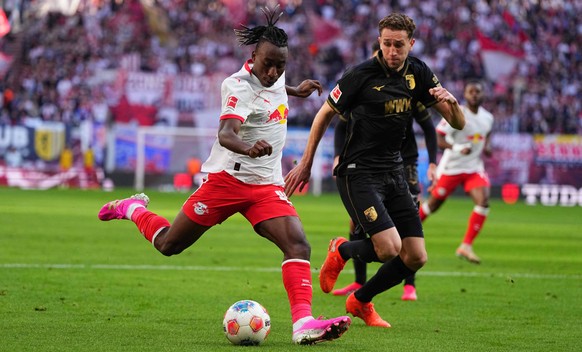 Leipzig wird gegen Augsburg spät belohnt.