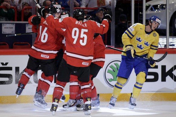 So schön war's vor einem Jahr, als die Schweiz im WM-Final gegen Schweden gar in Führung ging.