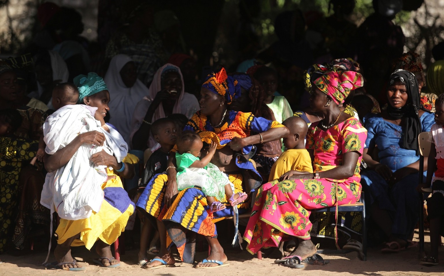 Frauen in Gambia