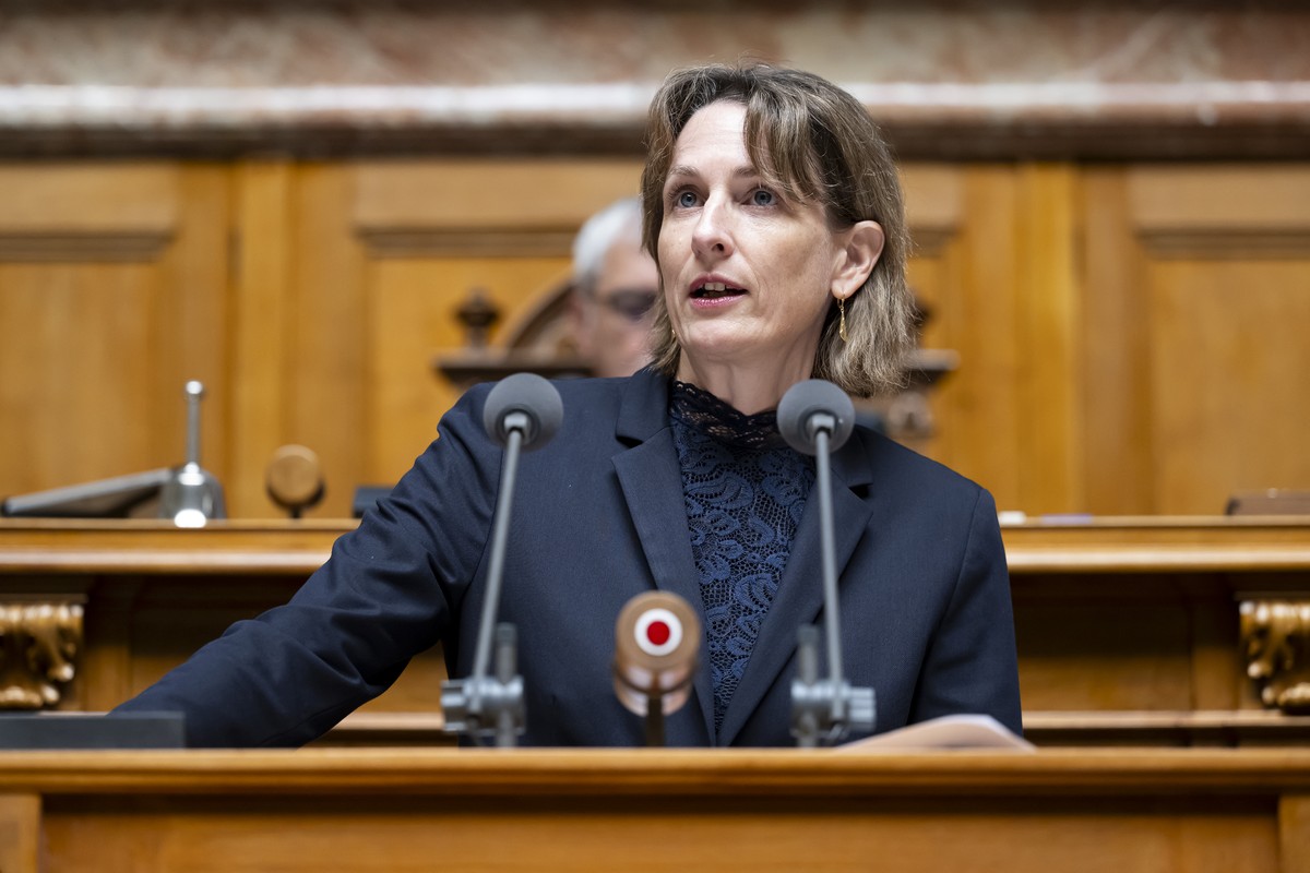 Celine Weber, GLP-VD, spricht waehrend der Herbstsession der Eidgenoessischen Raete, am Donnerstag, 19. September 2024 im Nationalrat in Bern. (KEYSTONE/Anthony Anex)