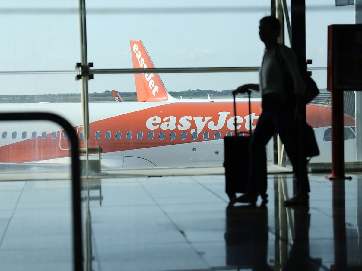 Maux de tête: un avion a dû atterrir en urgence à Bâle-Mulhouse