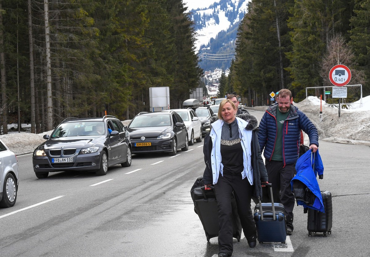 ABD0136_20200313 - ISCHGL - ÖSTERREICH: ZU APA0767 VOM 12.3.2020 - Die Wintersaison endet heuer aufgrund des Coronavirus in Tirol frühzeitig. Nach dem Wochenende werden alle Skigebiete geschlossen. Im ...