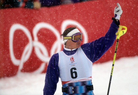 Bildnummer: 05326586 Datum: 11.02.1992 Copyright: imago/Sven Simon
Paul Accola (Schweiz) ist wütend und zeigt den Mittelfinger; Vdia, quer, Gestik, Stinkefinger Olympische Spiele Albertville 1992, Win ...