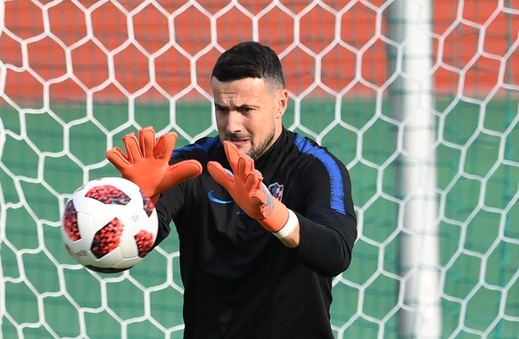 epa06888520 Croatia&#039;s goalkeeper Danijel Subasic during a training session in Moscow, Russia, 14 July 2018. Croatia will face France in the FIFA World Cup 2018 final on 15 July. EPA/FACUNDO ARRIZ ...