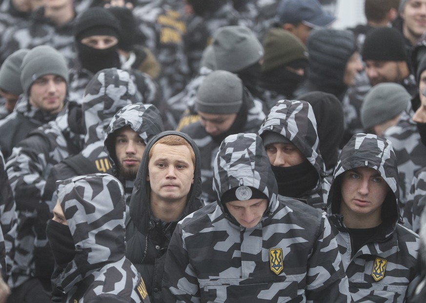 epa07190967 Ukrainian Nationalists attend a rally on the Independence Square in Kiev, Ukraine, 26 November 2018 as they demand to break the diplomatic relations with Russia and nationalization of Russ ...