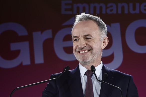epa12822782 Emmanuel Gregoire, candidate for the Socialist Party (PS) and the left-wing coalition in the 2026 Paris municipal elections, makes his speech following the announcement of the preliminary  ...