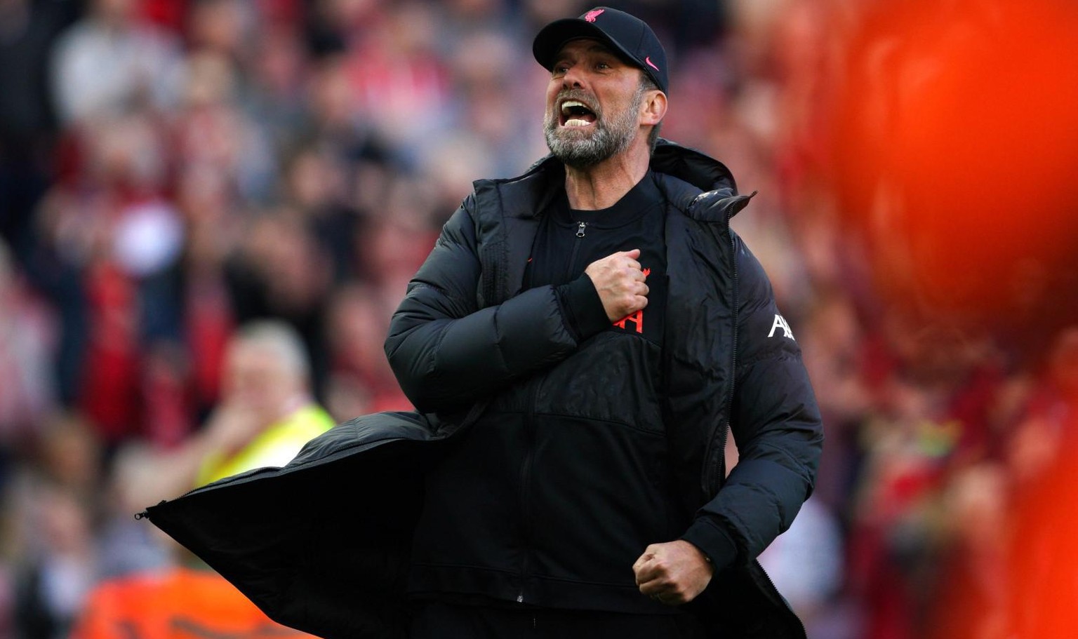 Jürgen Klopp on fire! Der Liverpool-Trainer ist mit den «Reds» auf einer Mission.