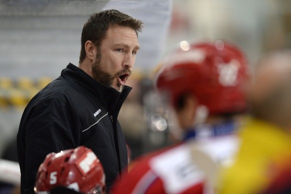 Rapperswil Trainer Jeff Tomlinson im ersten Playoff-Halbfinalspiel der National League B zwischen den Rapperwil-Jona Lakers und dem HC Red Ice Martigny, am Freitag, 4. Maerz 2016, in der Diners Club A ...