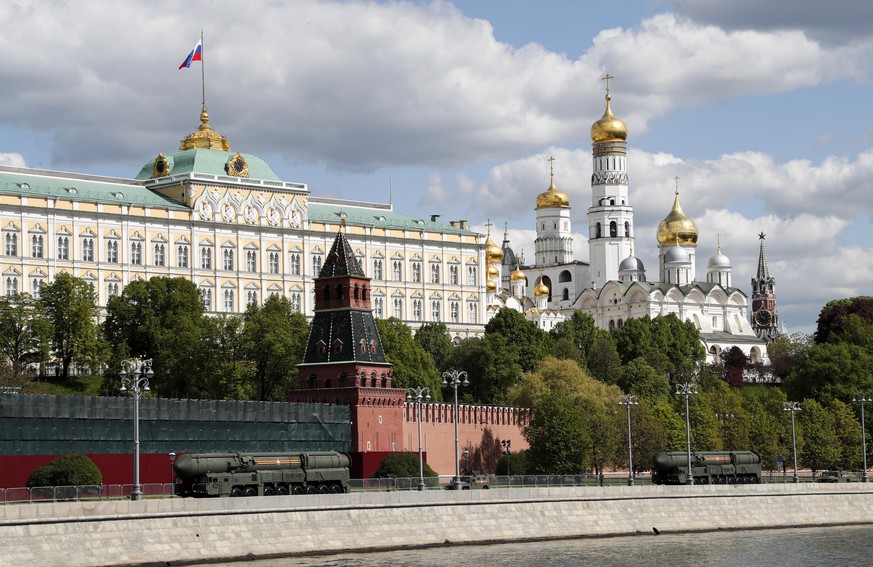 epa10616666 Russian Yars intercontinental ballistic missile launchers drive in front of the Moscow Kremlin after a Victory Day military parade on Red Square in Moscow, Russia, 09 May 2023. Russia mark ...