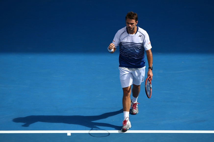 In einem spektakulären Tie-Break im vierten Satz wehrt Wawrinka fünf Satzbälle ab und verwertet dann seinen zweiten Matchball.