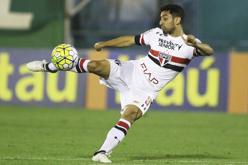 epa07132077 Brazilan soccer player Daniel Correa Freitas kicks the ball during a game in Sao Paulo, Brazil, 20 November 2016 (issued 30 October 2018). Daniel Correa Freitas, a 24-year-old midfielder f ...