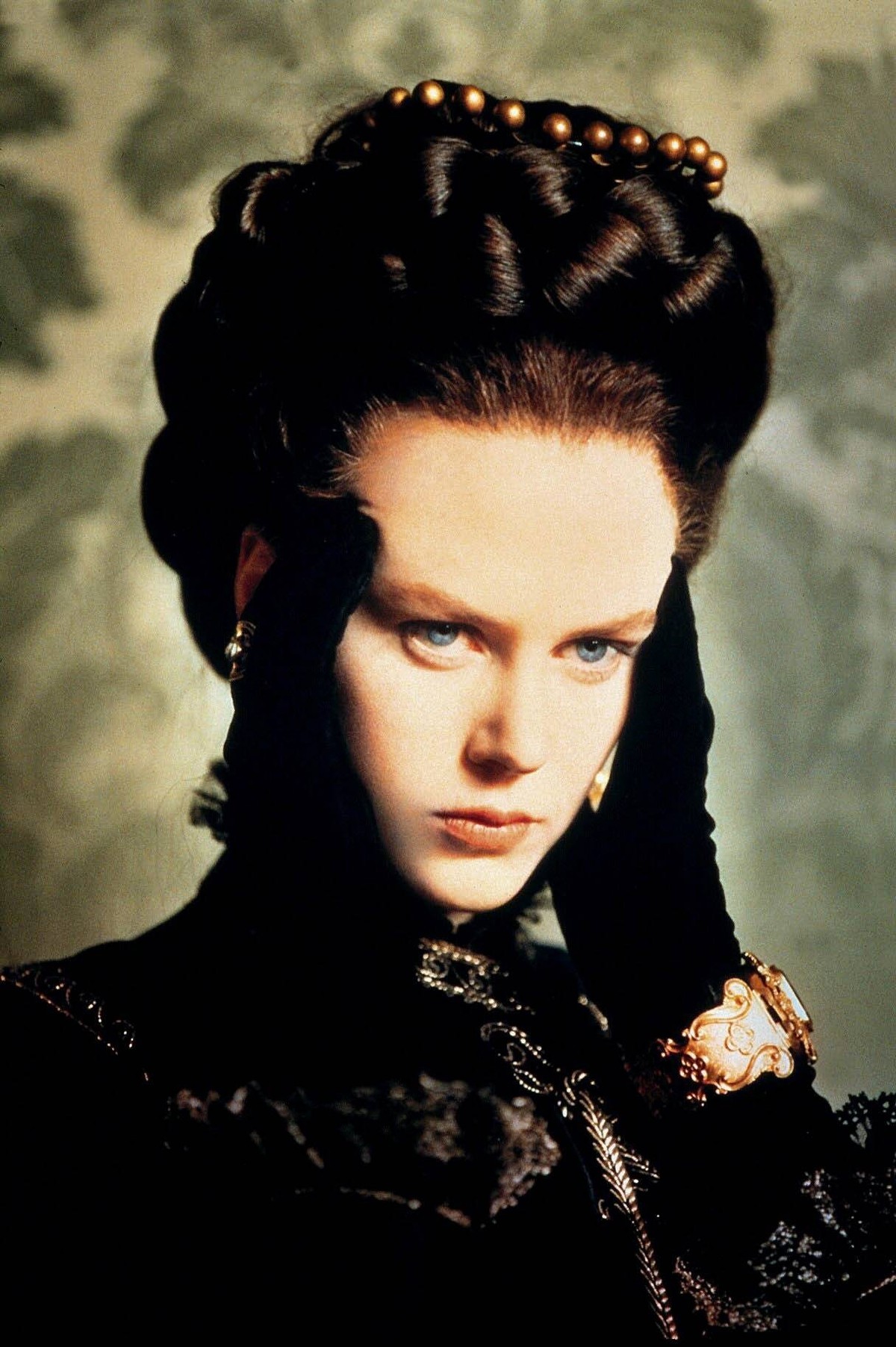 Nicole Kidman Characters: Isabel Archer Film: The Portrait Of A Lady USA/UK 1996 / Based On The Book By Henry James Director: Jane Campion 28 August 1996 PUBLICATIONxINxGERxSUIxAUTxONLY Copyright: Mar ...