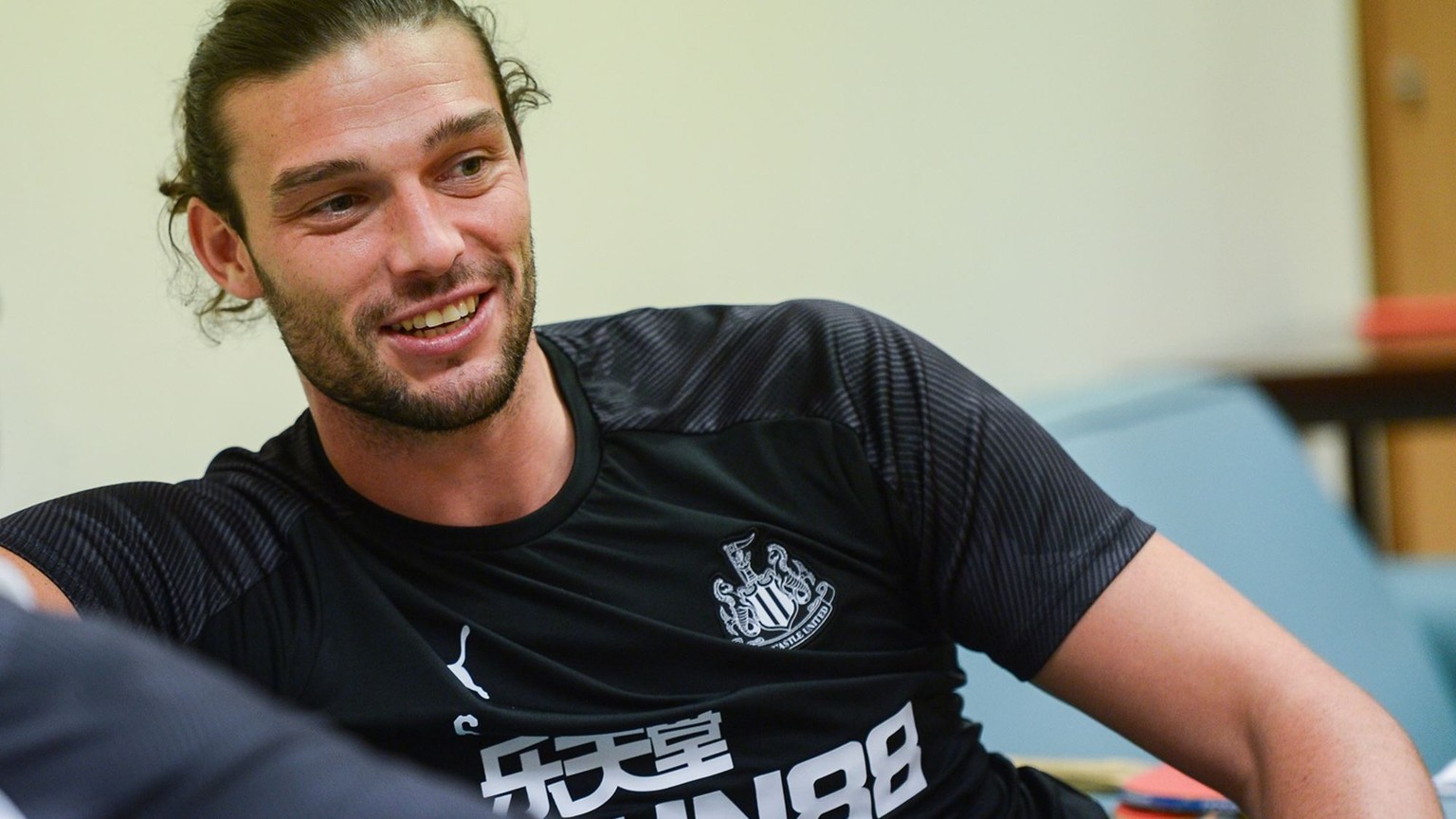 Andy Carroll Packt Pikante Details Uber Liverpool Transfer Von 2011 Aus Watson