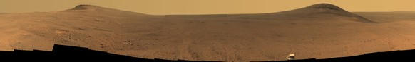 This composite image made from June 7-19, 2017 photos shows the scene from NASA&#039;s Opportunity rover outside Endeavor Crater on the planet Mars. Flight controllers have been on the alert for a mes ...