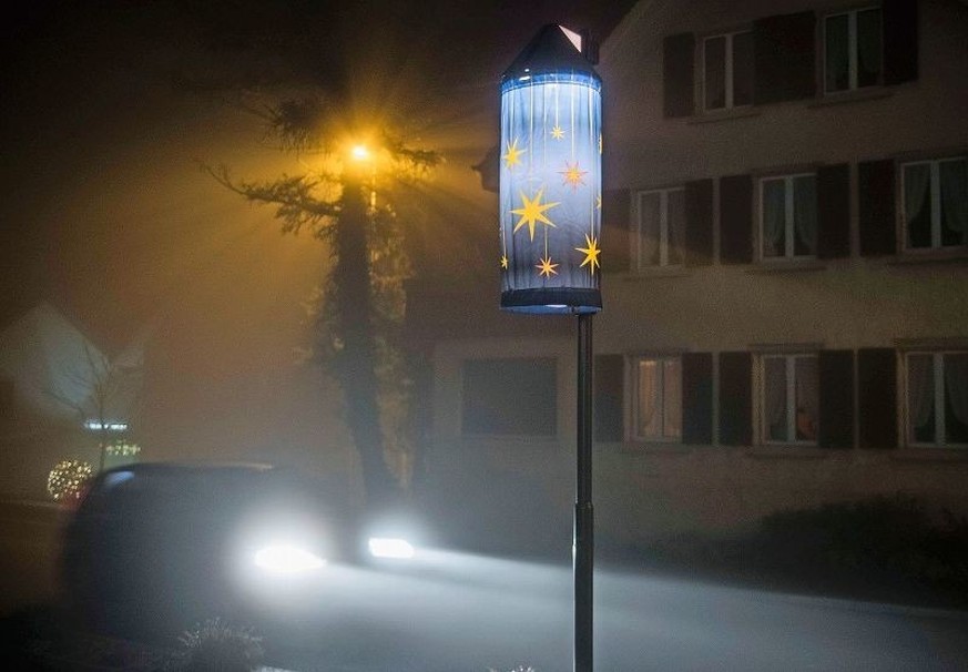 Eine der Laternen in Berikon Weihnachtsbeleuchtung ohne zusätzlichen Strom