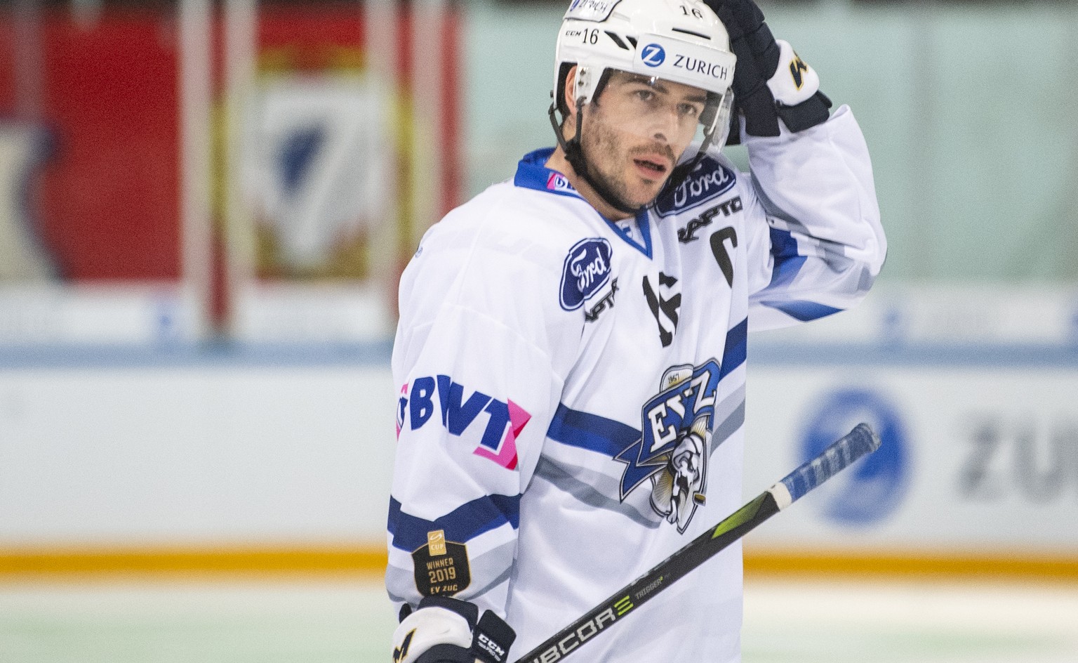 Zugs Raphael Diaz reagiert im Swiss Ice Hockey Cup 1/4 Finalspiel zwischen den SC Rapperswil-Jona Lakers und dem EV Zug, am Dienstag, 26. November 2019, in der St. Galler Kantonalbank Arena in Rappers ...