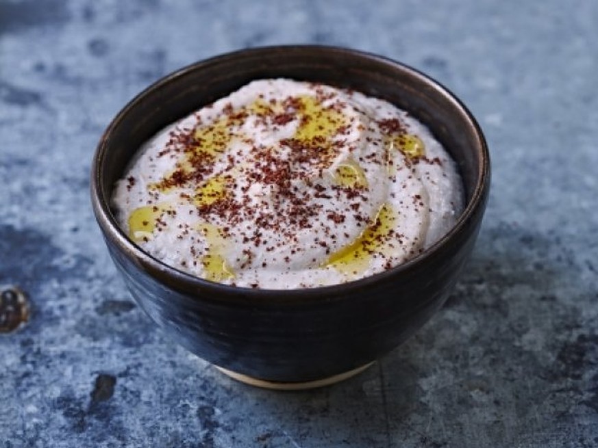 skordalia walnuss baumnuss dip knoblauch griechenland essen food vegan vegetarisch http://foodpam.com/recipe/202/27/Pistachio-apricot-dark-chocolate-energy-bars