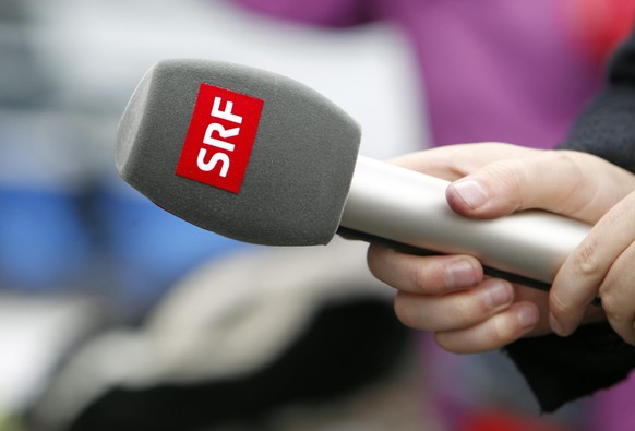 ZUR ABSTIMMUNG UEBER DIE AENDERUNG DES BUNDESGESETZES UEBER RADIO UND FERNSEHEN VOM 14. JUNI 2015 STELLEN WIR IHNEN FOLGENDES BILDMATERIAL ZUR VERFUEGUNG  Das neue Logo des Schweizer Radio und Fernse ...