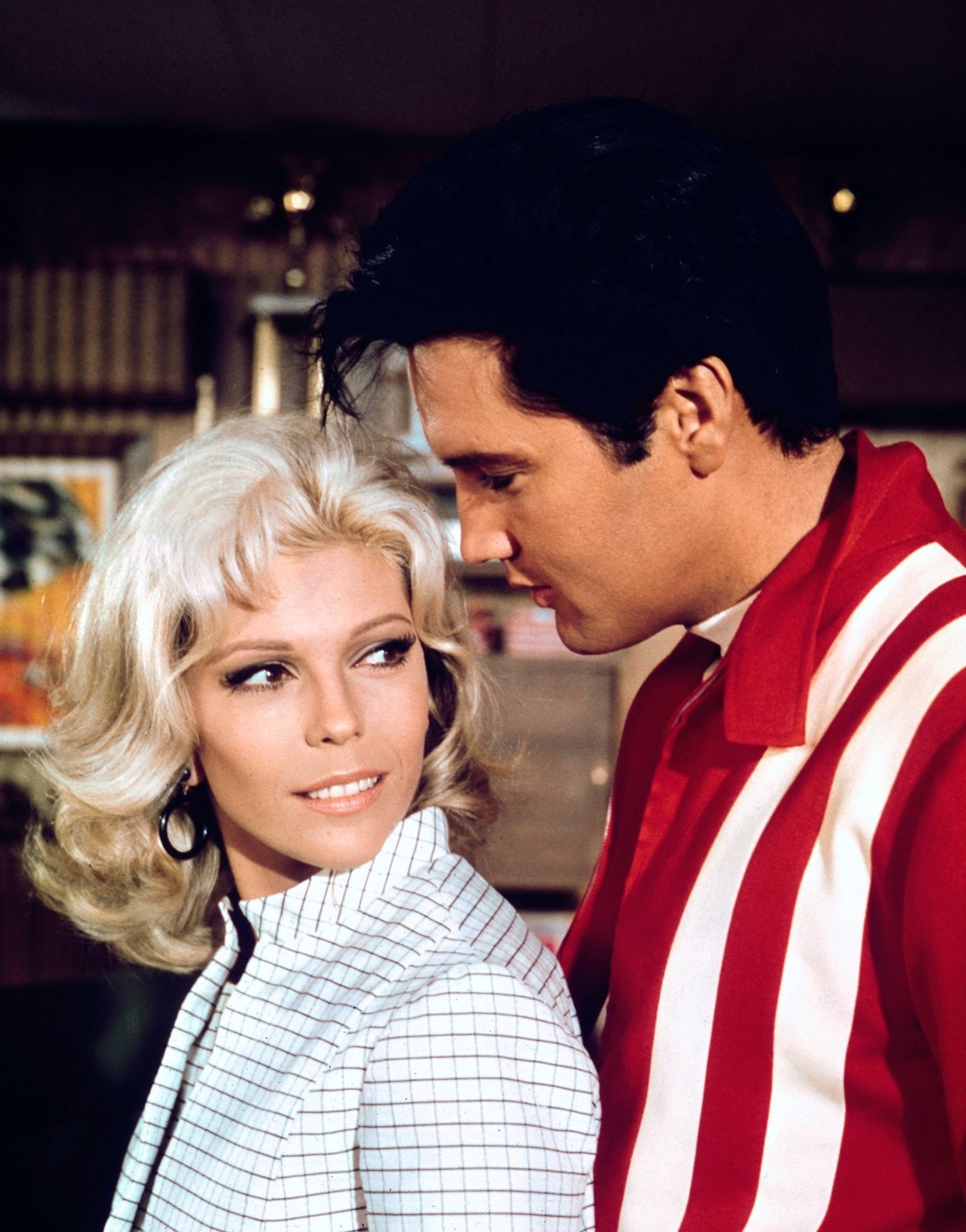 Elvis Presley, Nancy Sinatra, Speedway (1968) MGM Hollywood CA USA PUBLICATIONxINxGERxSUIxAUTxONLY 33300_182THA

Elvis Presley Nancy Sinatra Speedway 1968 MGM Hollywood Approx USA PUBLICATIONxINxGER ...