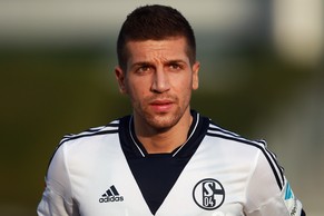 Für rund 9,5 Millionen verpflichten die Schalker Matija Nastasic definitiv.