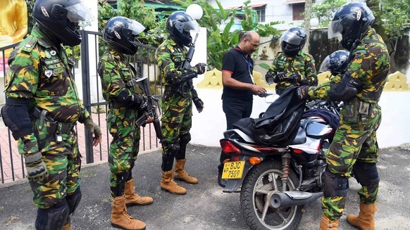 Sri Lanka: Spezialeinheiten der Polizei nahmen bei einem Anti-Drogen-Einsatz 15.000 Verdächtige fest.