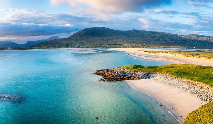 Beautiful Luskentyre beach from Seilebost on the Isle of Harris in the Western Isles of Scotland