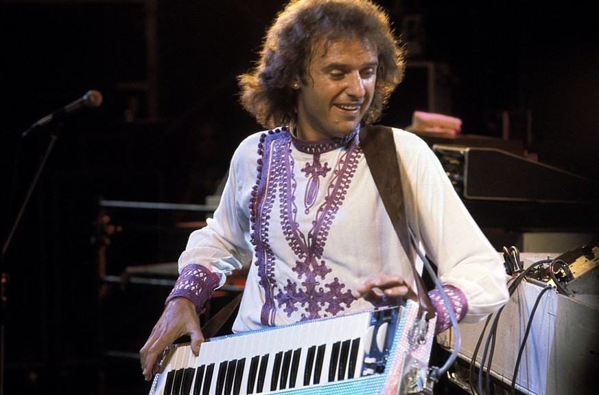 UNSPECIFIED - JANUARY 01: Photo of Gary WRIGHT (Photo by Richard E. Aaron/Redferns)