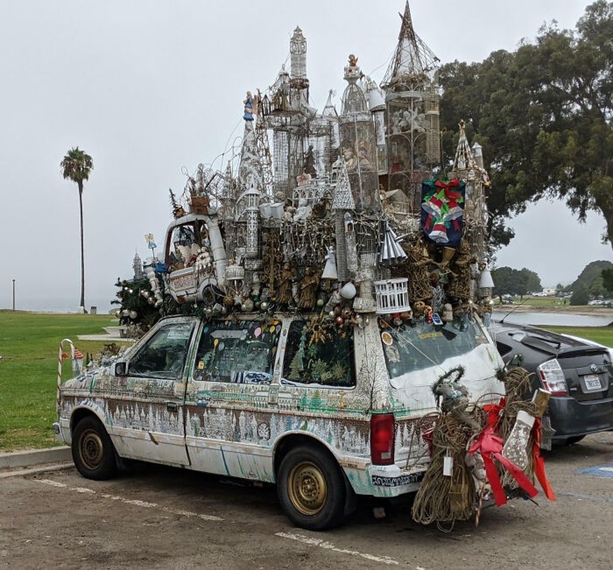 Auto-Modifikationen der Hölle
https://www.reddit.com/r/sandiego/comments/ioeeuw/meanwhile_at_mission_bay_park/