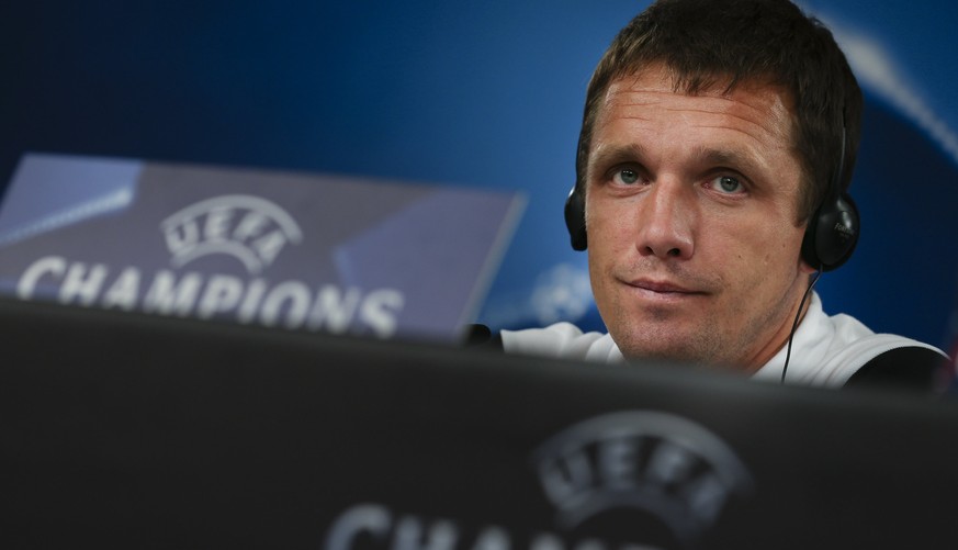 epa06198525 CSKA Moscow&#039;s head coach Viktor Goncharenko attends a press conference at Luz Stadium, in Lisbon, Portugal, 11 September 2017. CSKA Moscow will face Benfica in the UEFA Champions Leag ...