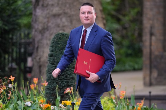Britain's Secretary of State for Health and Social Care Wes Streeting arrives for a cabinet meeting at Downing Street in London, Tuesday, April 21, 2026.(AP Photo/Kin Cheung)
Wes Streeting