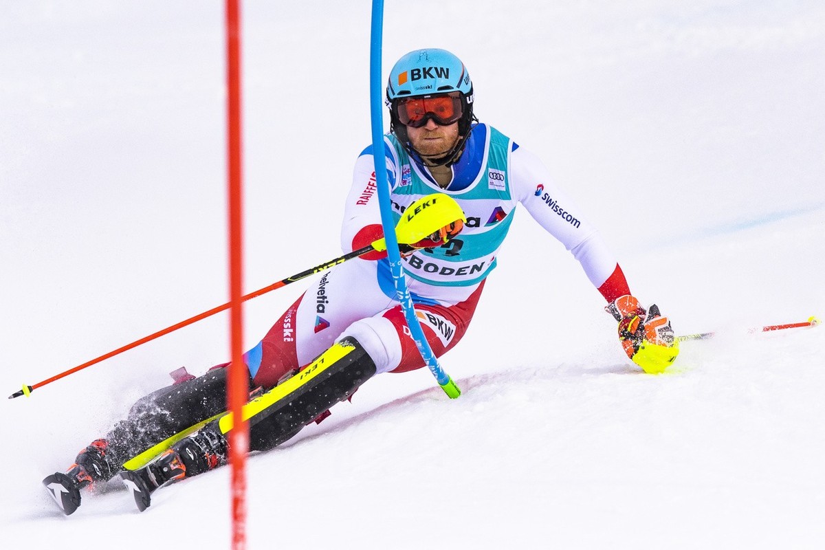 Reto Schmidiger of Switzerland, in action during the first run of the men's slalom race at the Alpine Skiing FIS Ski World Cup in Adelboden, Switzerland, Sunday, January 9, 2022. (KEYSTONE/Anthon ...