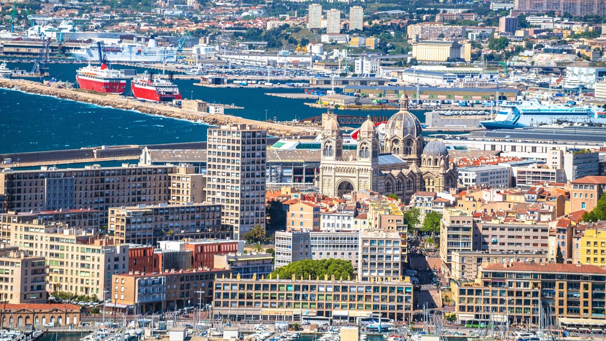 City of Marseille waterfront and harbor view City of Marseille waterfront and harbor view, southern France Copyright: xZoonar.com/DaliborxBrlekx 21635558