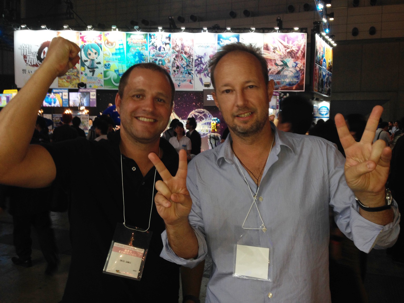 V. l. Philipp Zünd und Mike Huber von ifGames an der Tokio Game-Show in Japan.