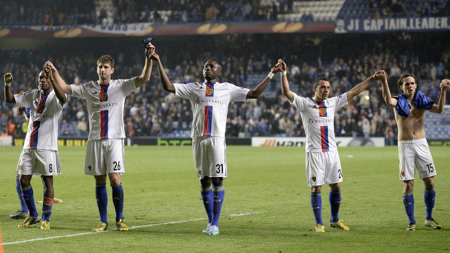 FC Basel&#039;s players thank the fans after losing the UEFA Europa League semifinal second leg soccer match between Britain&#039;s Chelsea FC and Switzerland&#039;s FC Basel 1893 at the Stamford Brid ...